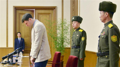Me lotë në sy para gjyqit koreanoverior