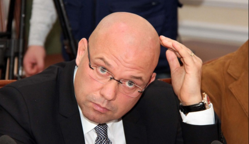 Egërsohet Manjani