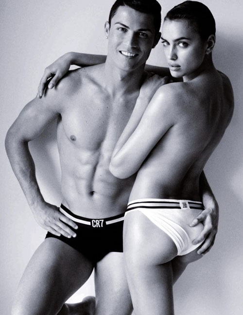 "Prapësitë" e CR 7, modelja në shtrat, Irina në komodinë