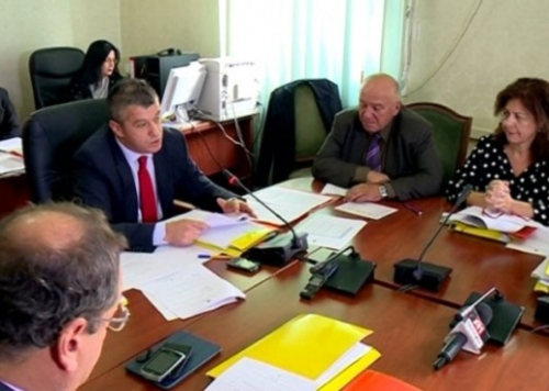 PD: Dibra e politizuar, të shtyhen zgjedhjet për Rektoratin