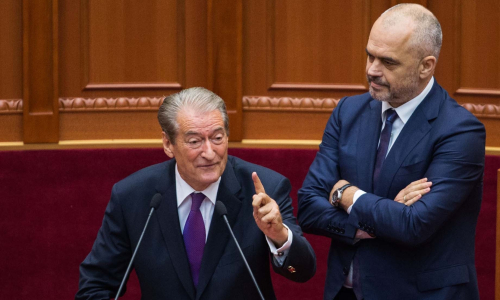 Një shfajësim dhe një kërcënim i pasinqertë për Berishën