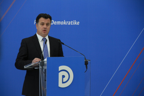 Lustracion me Flamur Nokën nga partia e Gramoz Ruçit