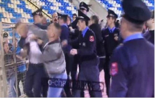 Dhunë dhe të ndaluar nga policia pas ndeshjes Tirana-Partizani