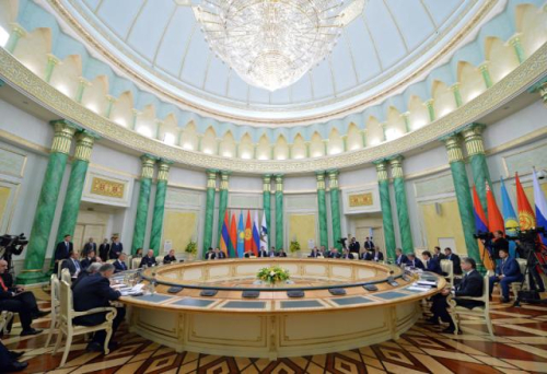 Serbia rrit presionin ndaj BE-së, një hap më tej në bashkimin tregëtar me Unionin Ekonomik Euraziatik