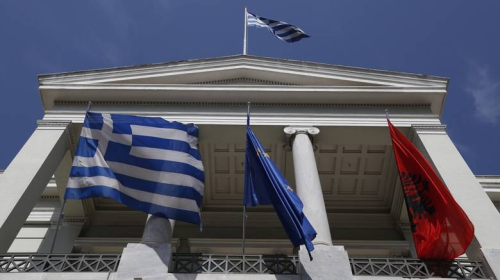 Vizita e Kotzias, Athina do kushtëzojë kërkesat e Tiranës me integrimin e Shqipërisë në BE