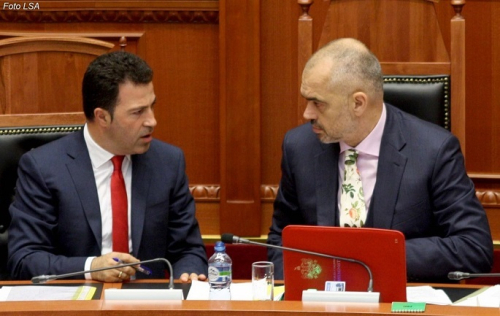 Përforcohet ideja e referendumit