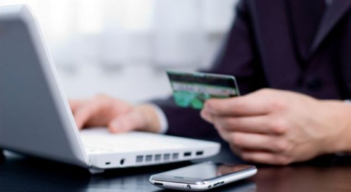 Qëllimi pas ritarifimit të blerjeve online: “Mbrojmë tregëtinë nga konkurenca e pandershme”