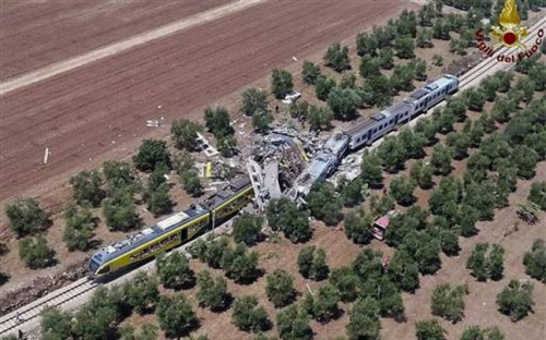 20 të vdekur dhe 35 të plagosur nga përplasja e trenave në Pulia