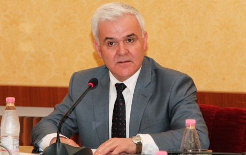 Vëzhgim: PS-ja nuk ka me kë ta zëvendësojë Fatmir Xhafën