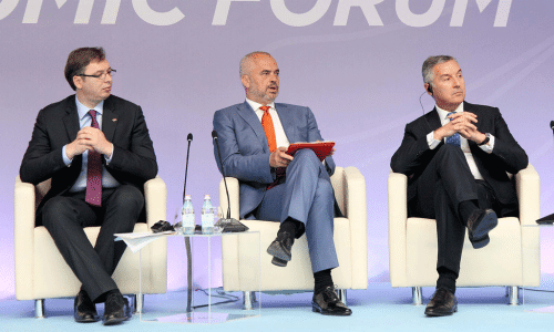 Rama jep sqarime në mediat kosovare për takimin e Nishit