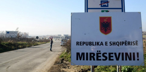 Të huajt në TripAdvisor: Në Shqipëri kamerieri të bën si pronar