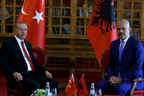 Neni për dënimin e gazetarëve, a u mor për shembull Turqia e Erdogan?