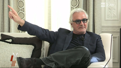 Debat për turizmin në Itali, Briatore: “Nëse doni të pasur duhen hotele dhe shërbime luksi. Jo t’u tregosh detin dhe maseritë”. Reagimet: “Jo” në bllok