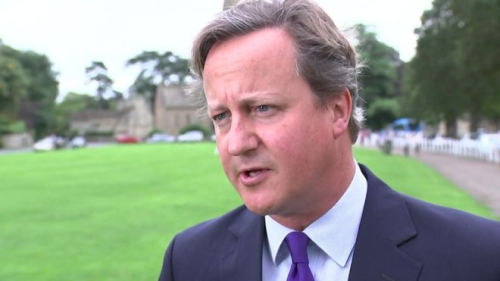 Cameron largohet edhe si deputet: “Nuk dua të jem diversion për Theresa May”. Të kujtojmë rastin “Berisha” dhe partitë private në Shqipëri