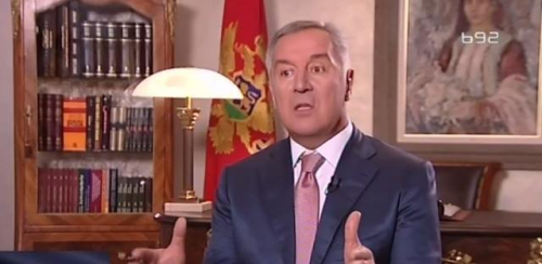 Një mesazh miqësor për serbët nga Gjukanoviç: Kosova është një betejë e humbur nga breza të mëparshëm