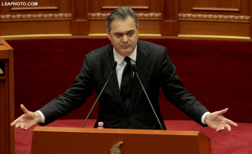 Ligji i plehrave i blerë, dikush ka paguar për ta sjellë në parlament