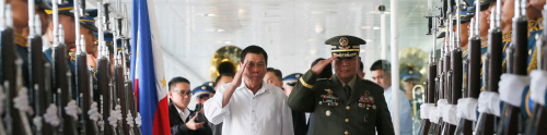 Rodrigo Duterte paralajmëron fundin e paktit ushtarak me SHBA