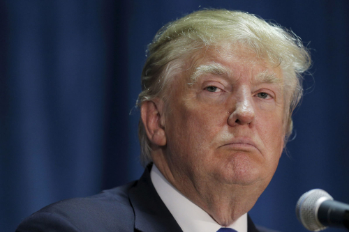 Jo vetëm në Shqipëri/Trump: "1.8 milionë të vdekur, ende në listat e zgjedhësve". Kufizim mandatesh për anëtarët e Kongresit
