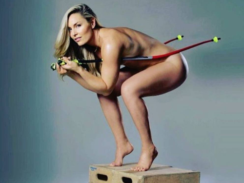 Skiatorja Lindsey Vonn pozon nudo për promovimin e librit të saj: "Forca është bukuria e re"