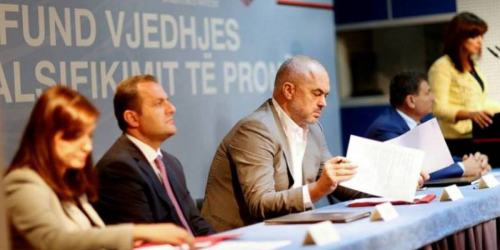 44 ekspertë gjermanë e austriakë infiltrohen në institucione për të luftuar korrupsionin