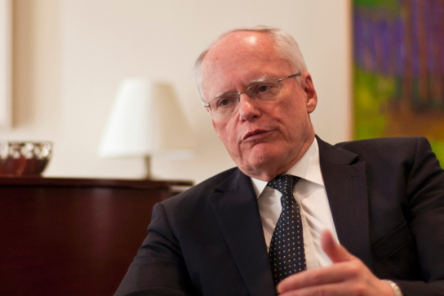 Nafta e Irakut, grupi Clinton dhe njerëz të Bush në një lojë. Ish-ambasadori i SHBA në Tiranë, Jeffrey:  “Marrja e Ninevesë nga ISIS, është një shans për ne”