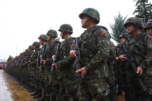 Ligji për mbrojtjen në kuadër të NATO-s, pse nuk diskutoi PD-ja?