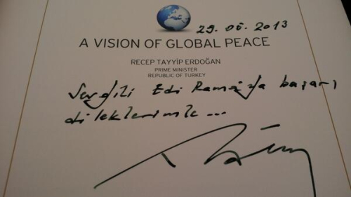 Edi Rama gënjen për takimin me Erdogan. Takimi i parë, jo “pas zgjedhjes si kryeministër”, por “para zgjedhjes”. Kush lëvizi për paktin detar?