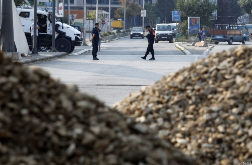 Rrezik real, apo përshkallëzim analizash dhe parashikimesh?