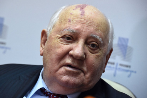 “Duket se bota po përgatitet për luftë”
