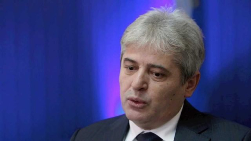 Ahmeti dhe sovraniteti