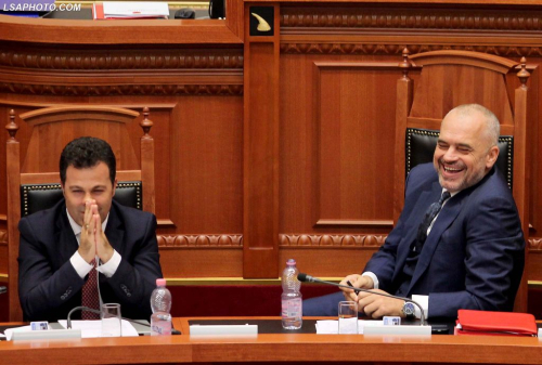 Qeveria dorëzohet para Bankers, Peleshi: S’kemi ç’ti bëjmë, nuk paguan për dëmet
