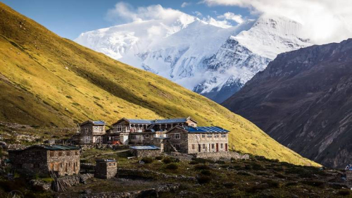 Nepali, budizmi mesjetar dhe një muze i artit në natyrë (Video)