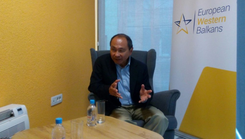 Fukuyama: Sulmi ndaj medias dhe gjyqësorit, bllokimi i transparencës – simptoma autoritarizmi