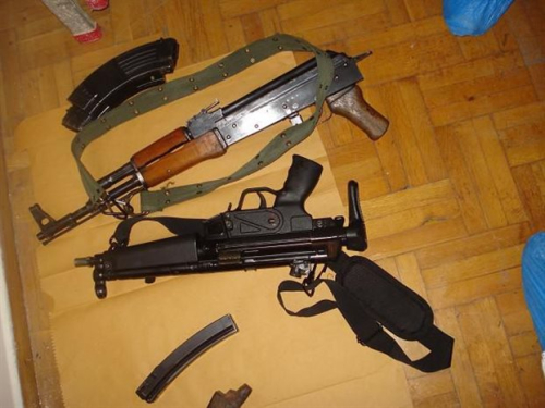 “Lufta Revolucionare” furnizohej me armë nga Shqipëria