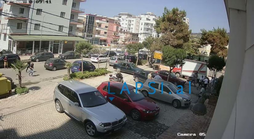 25 qershori/Lapsi.al: Nipërit e Arben Ndokës nxjerrin armën kundër një militanti të LSI-së