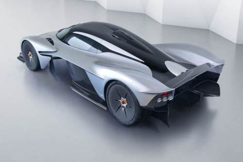 Aston Martin Valkyrie, në shitje për 2.6 mln dollarë (Foto+Video)