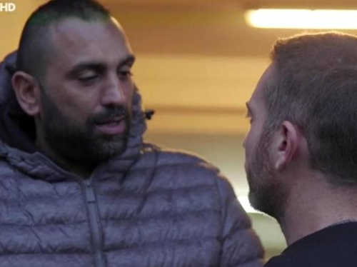 Itali/Godet gjatë intervistës gazetarin e Rai. Nuk arrestohet(video)