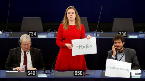Edhe Parlamenti Europian i prekur nga "epidemia" e ngacmimeve ndaj femrave