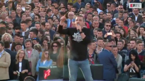 Varianti i bazës socialiste për çështjen "Tahiri" dhe heshtjen e të huajve