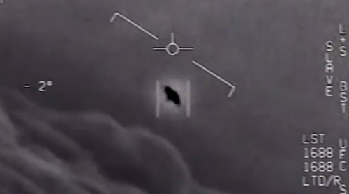 Ish-agjenti amerikan flet për ekzistencën e UFO-ve