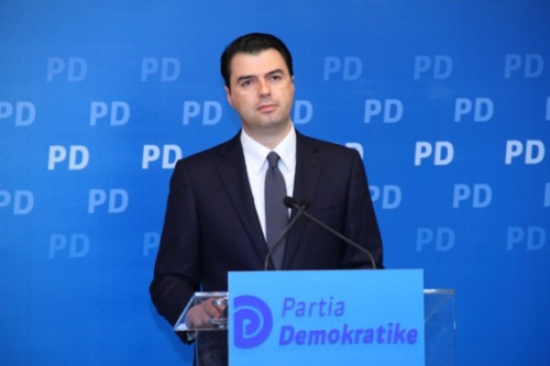 Po kryetari i PD-së pse nuk flet për "tradhëtinë" e qeverisë me marrëveshjen e detit me Greqinë?