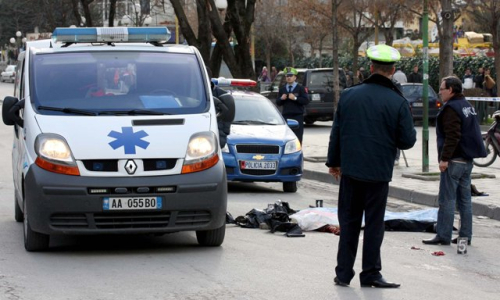 Biznesi i pandershëm i Byrosë së Sigurimeve me jetën e shqiptarëve