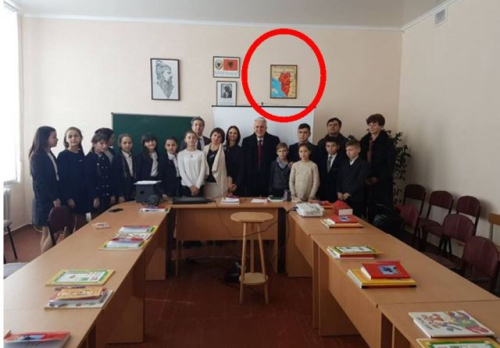 Ministri i Diasporës në rreth të kuq