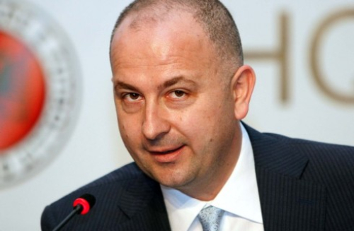 Taçi, kokë turku për situatën me ARMO?