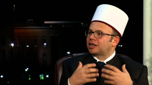A po mbahet në vëzhgim kreu i Komunitetit Mysliman të Shqipërisë, Bruçaj?