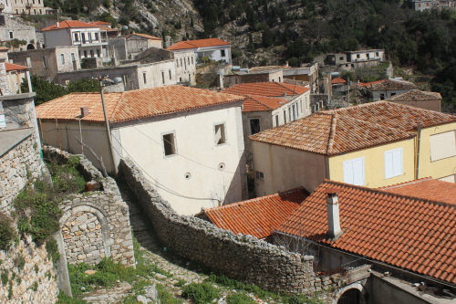 ALUIZNI: Projekti i vitit 2009 për regjistrimin e shtëpive në bregdet, nuk njihet