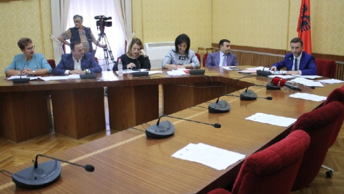 Socialistët i presin drutë shkurt: Lojërat e fatit kalojnë monopol shtetëror