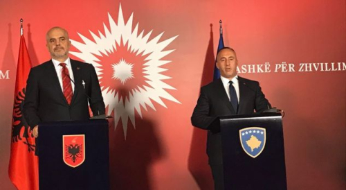 Edi Rama mesazh kosovarëve: "Patriotizmi në kohë paqeje është të mos diskutosh kontributet për “Kastratin”
