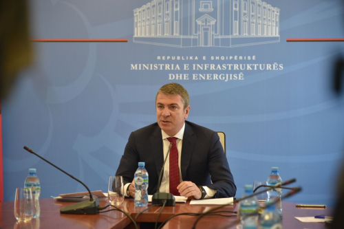 Pse nuk ka protestë para Ministrisë së Gjiknurit?