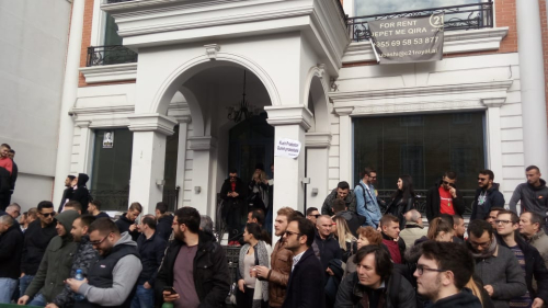 Bilbilat e PD-LSI që tentojnë të prishin protestën (Video)